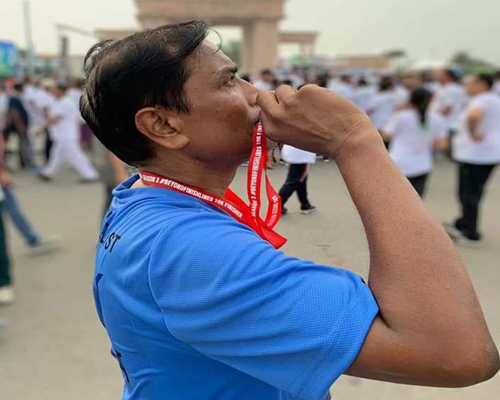 Rajendra Chaudhary ,EI-Lucknow, is one of the best long distance runners in Lucknow.